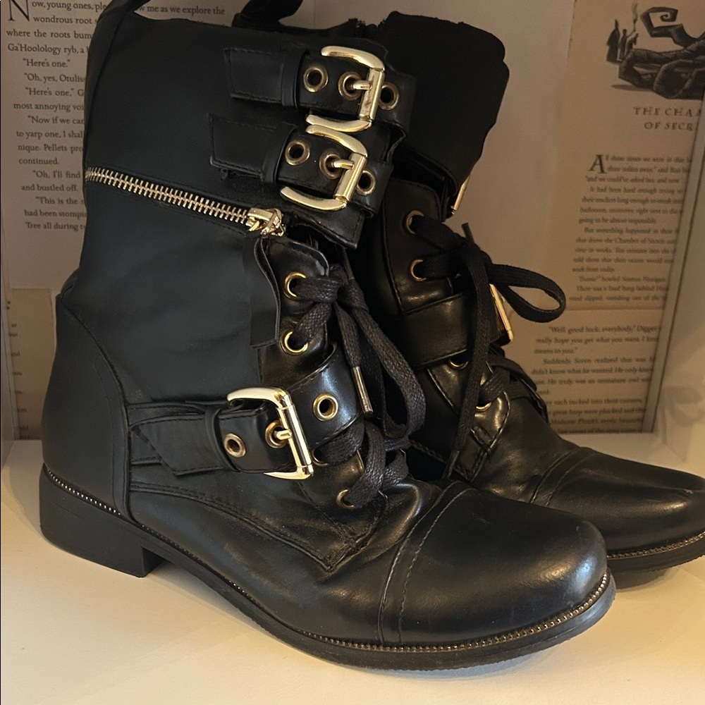 Rock & Republic Black Ankle Boots with Zipper and Buckles